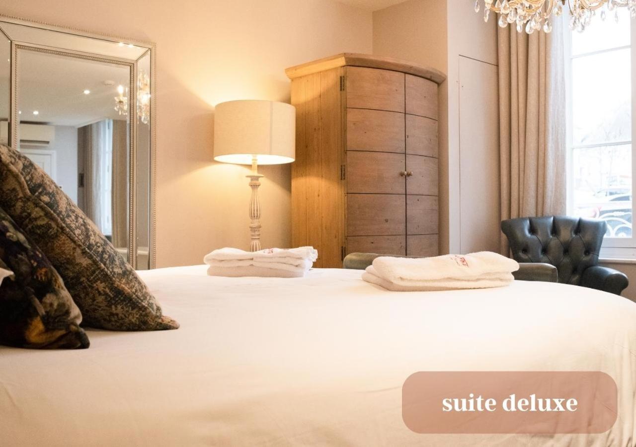 Logis Hotel De France La Chartre-sur-le-Loir Εξωτερικό φωτογραφία