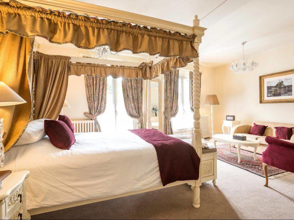 Logis Hotel De France La Chartre-sur-le-Loir Εξωτερικό φωτογραφία